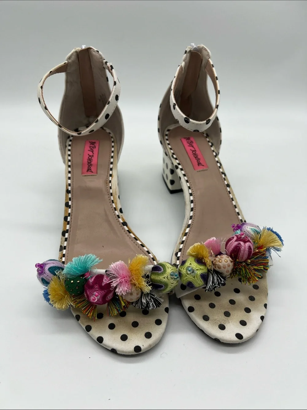 Betsy Johnson Lulu Polka Dot Ankle-Strap Heels with Floral Embellishments sz 7.5